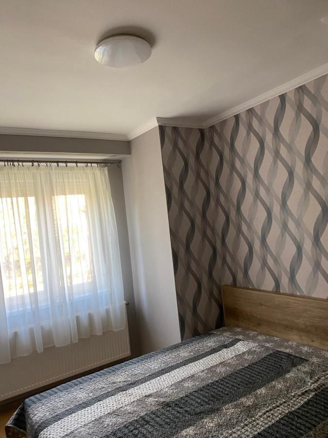 Platán Apartman Hajdúszoboszló Esterno foto